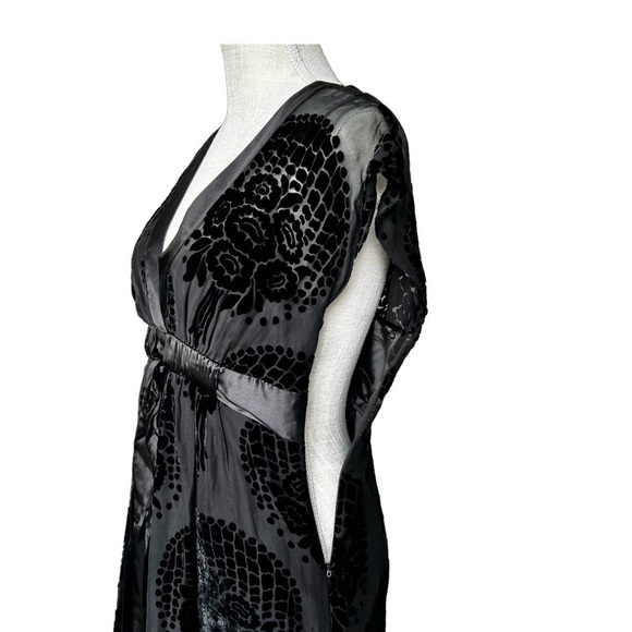 BCBGMaxazria Black Velvet Midi Flared Dress Size 4 - Picture 5 of 9